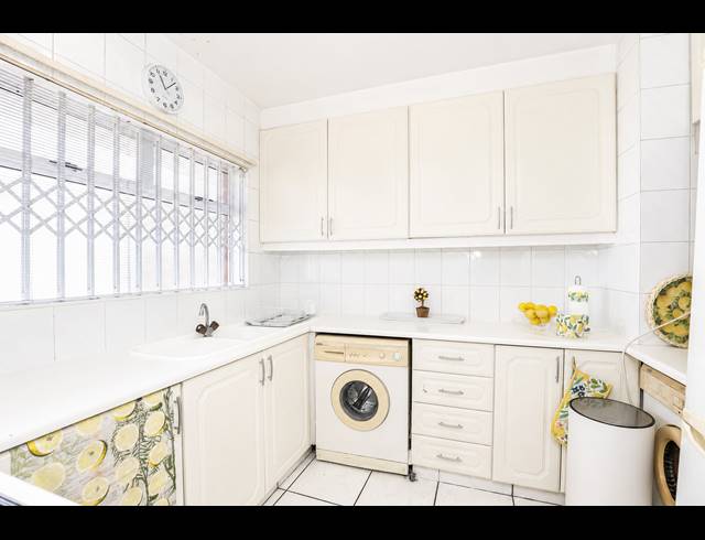 2 BEDROOM APARTMENT FOR SALE IN MORNINGSIDE